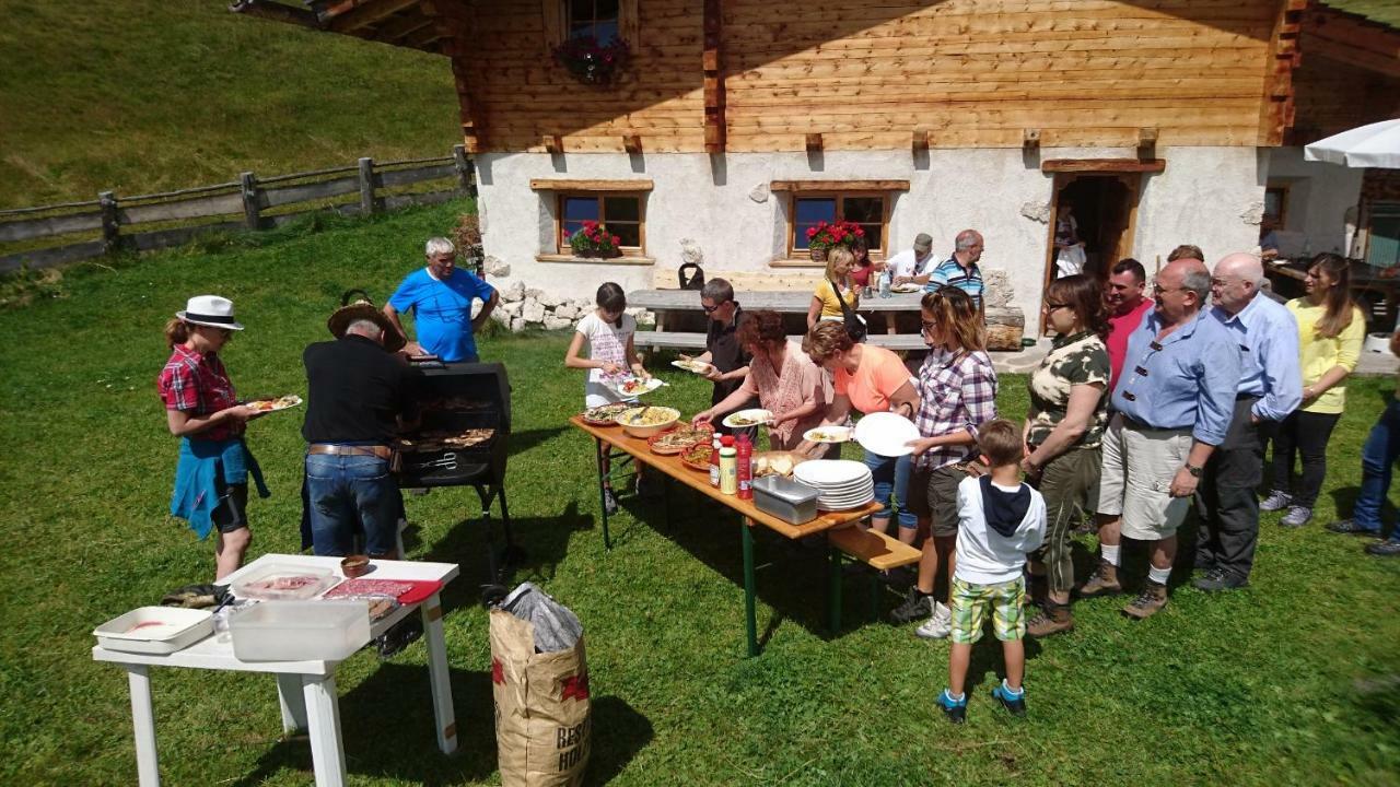 Hotel Garni Vanadis オルティゼーイ エクステリア 写真